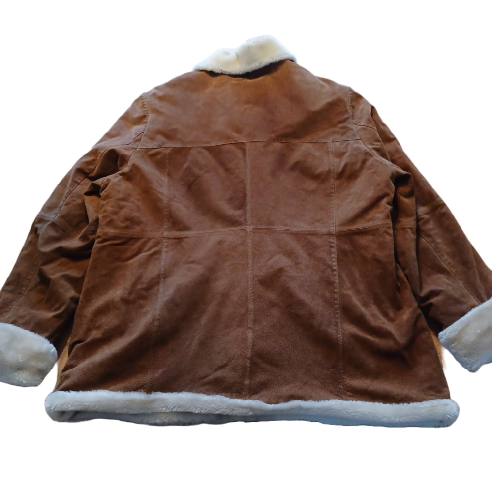 WOMAN'S BERNARDO SUEDE/ FAUX SHEARLING COAT SIZE XL - Picture 2 of 14